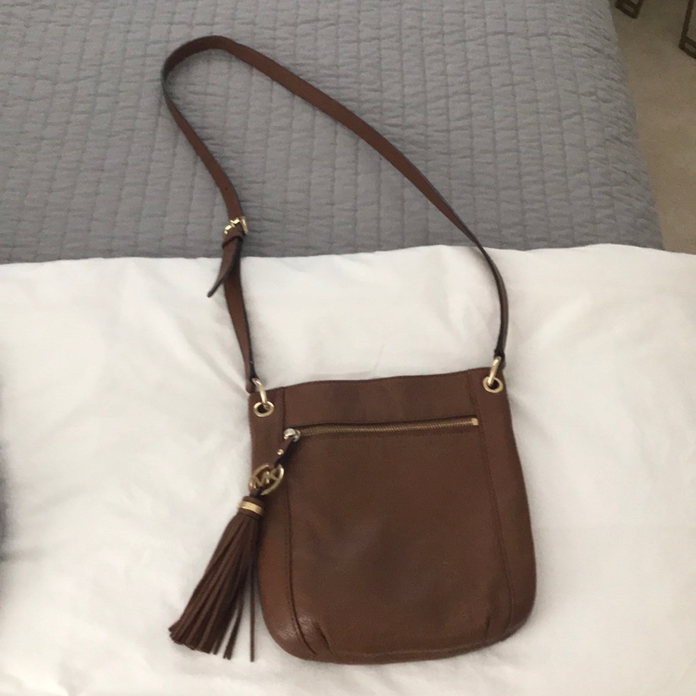 Michael Kors cross body purse